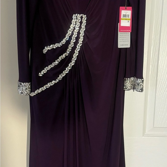 NWT Vince Camuto Cuff Ruched Jersey long Gown in Plum Purple Size 14 NEW - Picture 9 of 9